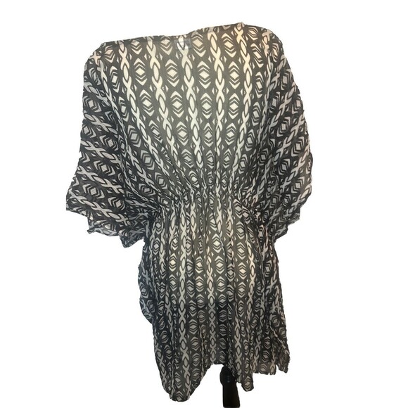 BLACK & WHITE Polyester V Neck Swimsuit Coverup Dress Side Slits One Size - Picture 3 of 6